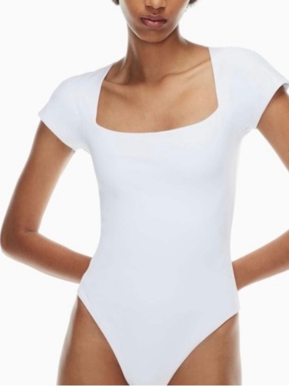 Aritzia Babaton Contour Straight Neck Bodysuit Cream S